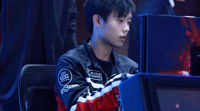 让他在阵地 让他在阵地