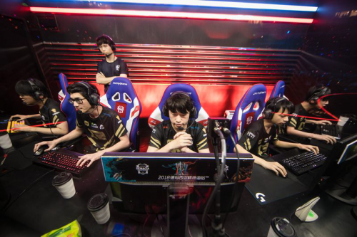 力的较量 力的较量