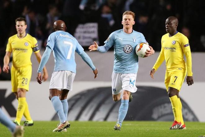 中国的第一枚奥运会奖牌，奥运会金牌，都是谁夺取的？.